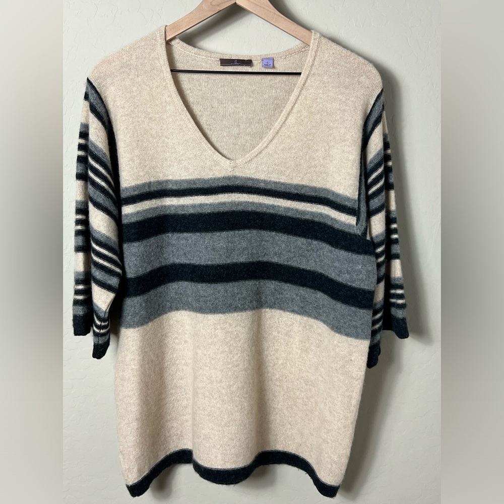 Cullen 100% Cashmere Sweater V-neck Striped 3/4 Length Sleeve Fall Winter Cozy